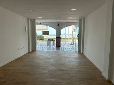 Local comercial de lloguer a Paseo Marítimo 27