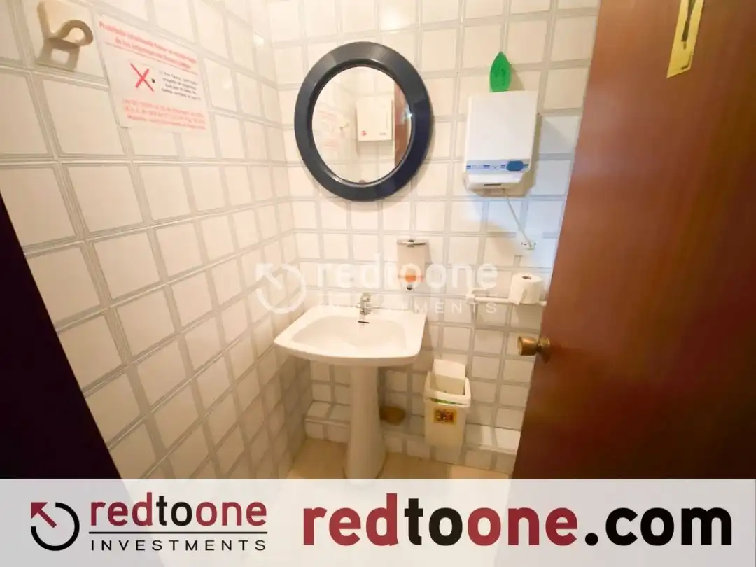 Baño de Oficina en venta en Alicante / Alacant