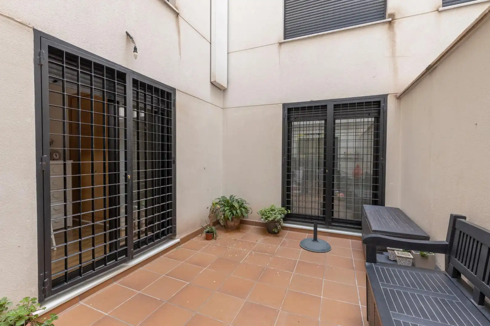 Terraza de Piso en venta en Armilla con Aire acondicionado, Calefacción y Piscina comunitaria