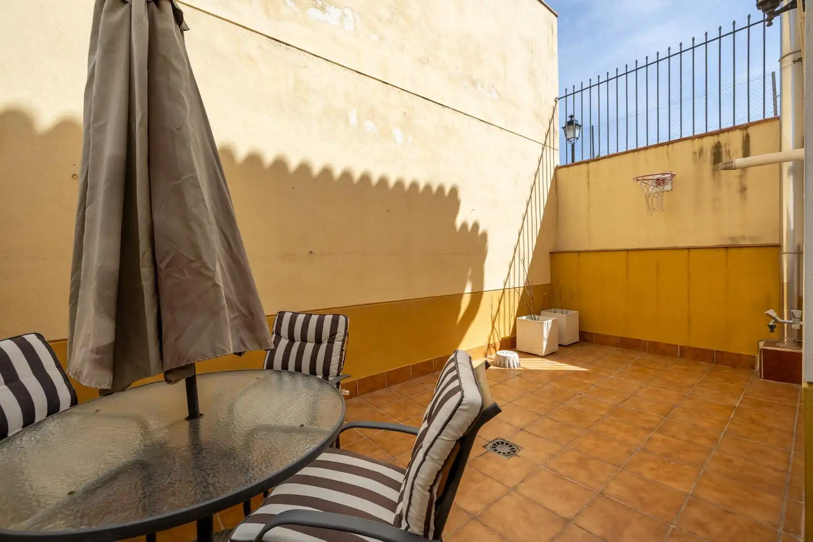 Casa pareada con terraza en venta en MARIA PINET, imagen 14