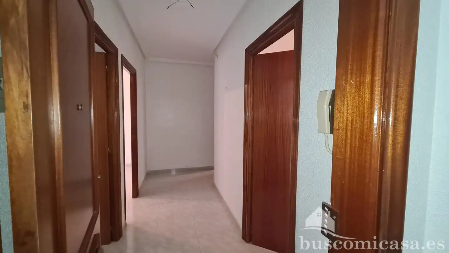 Wohnung zum Verkauf in Jódar mit Balkon