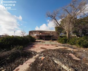 Vista exterior de Finca rústica en venda en Tomelloso amb Piscina