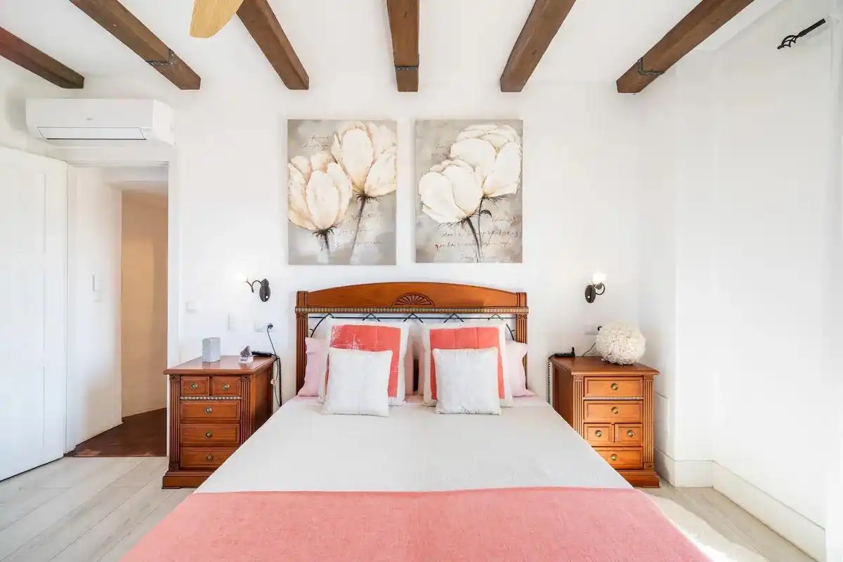 Dormitori de Casa o xalet de lloguer en Torrevieja amb Aire condicionat, Calefacció i Jardí privat