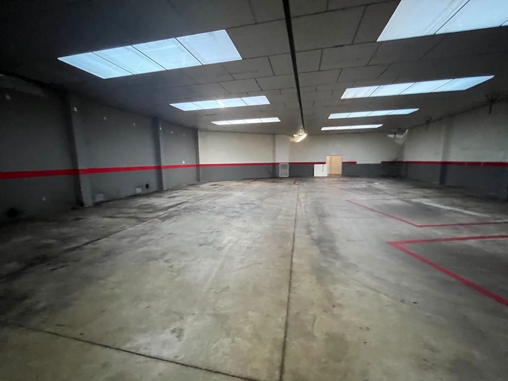 Local en venda a Calle Juan de Toledo, 19, Industria