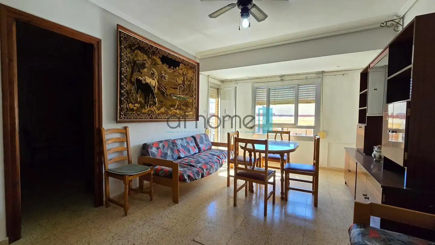 Flat with terrace for sale in calle de Ramón y Cajal, imagen 3