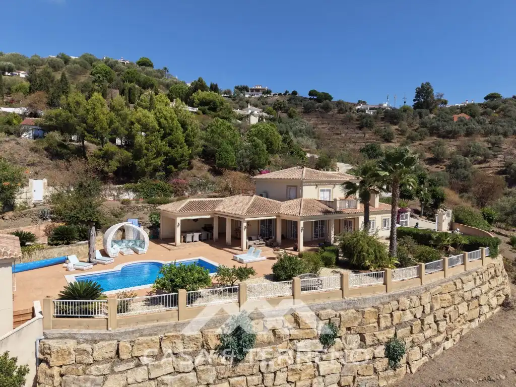 Casa amb terrassa en venda a Partida Fuente Ariza
