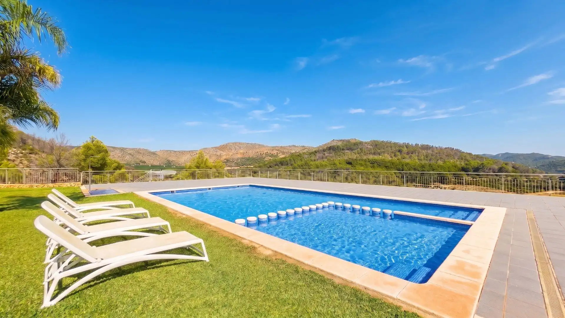 Piscina de Apartamento en venta en Ador con Aire acondicionado, Calefacción y Terraza