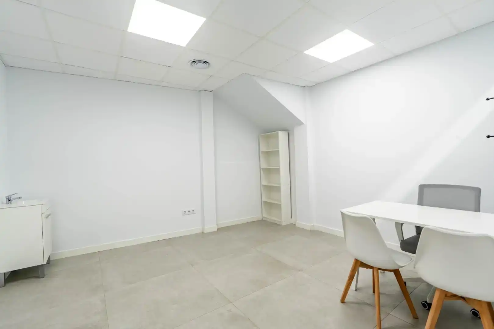Office for rent in Huércal de Almería