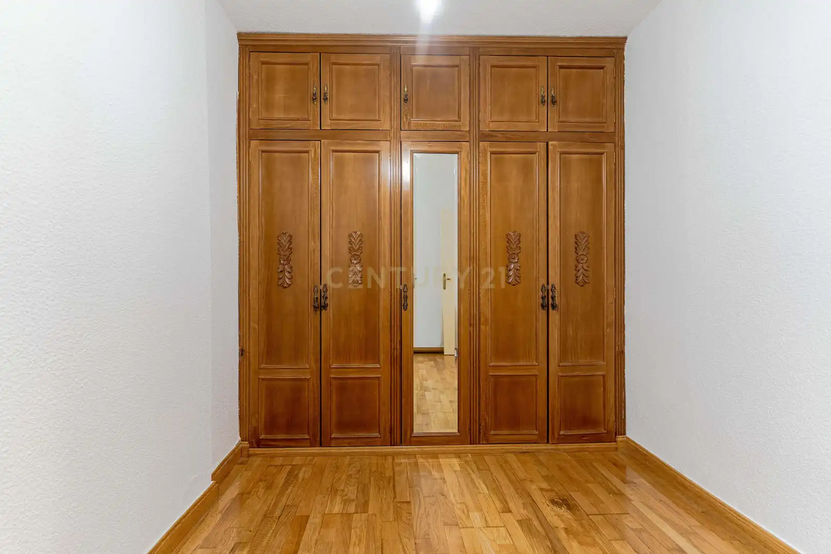 Flat for sale in Granada