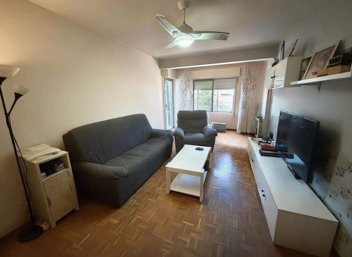 Pis en venda a Avenida Reyes Católicos, Reyes Católicos