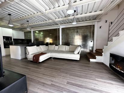 Living room of House or chalet for sale in Jaca  with Parquet flooring, Storage room and Furnished