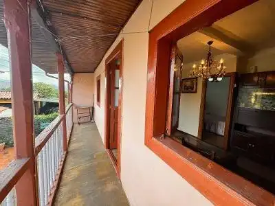 Terrassa de Casa o xalet en venda en Oviedo  amb Terrassa