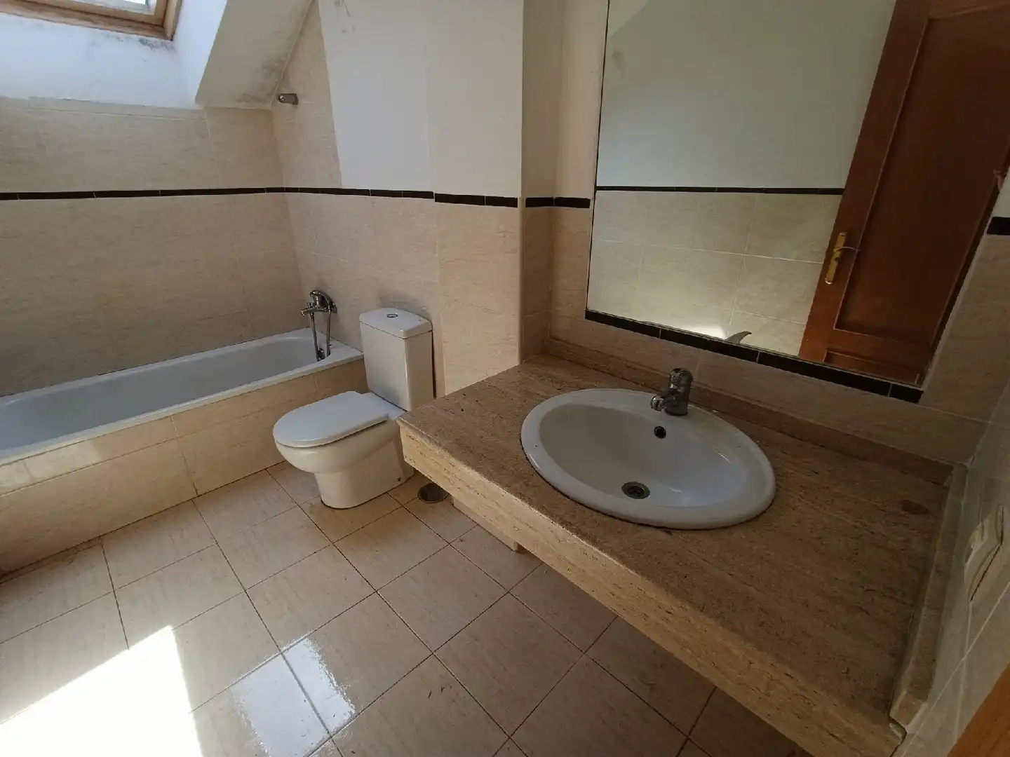 Baño de Piso en venta en Villa del Prado