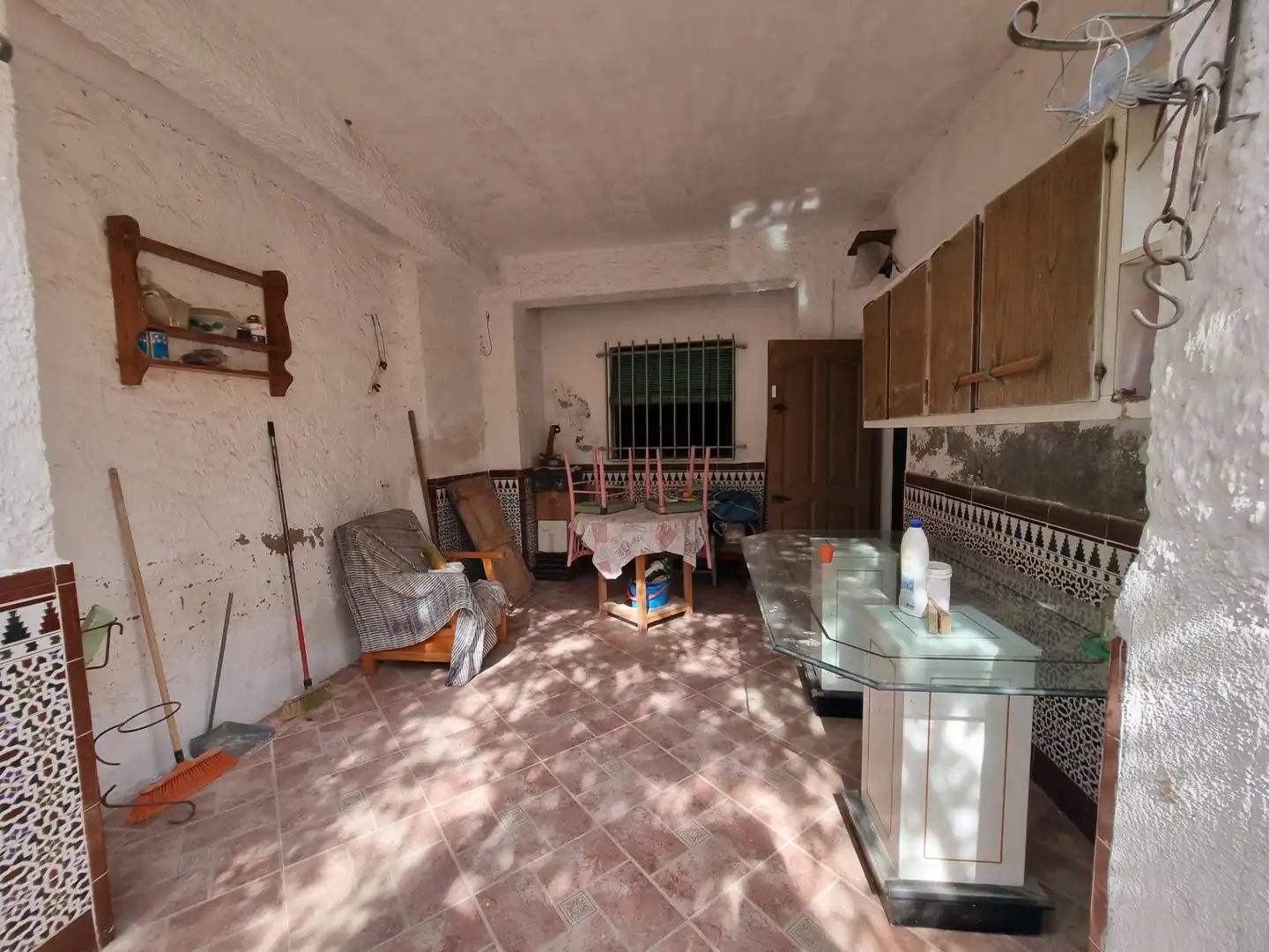 Cuina de Casa o xalet en venda en Almería amb Jardí privat, Terrassa i Moblat