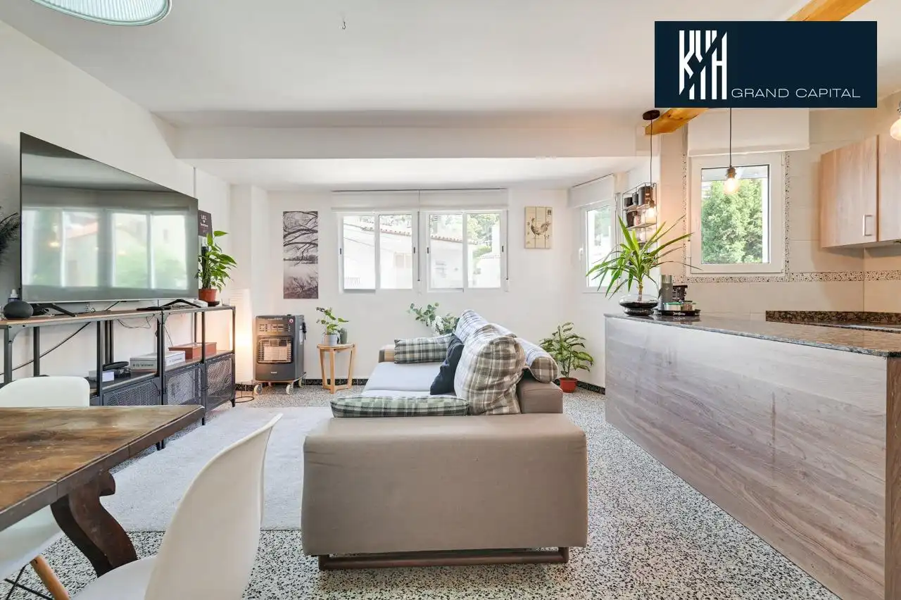 Flat for sale in Carrer Carrer Barcelona