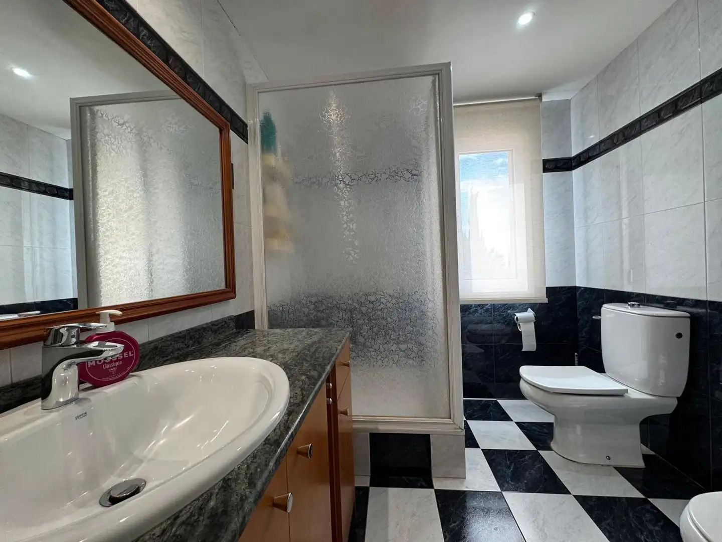Bathroom of Houses for sale in Pallejà  with Air Conditioner, Heating and Private garden