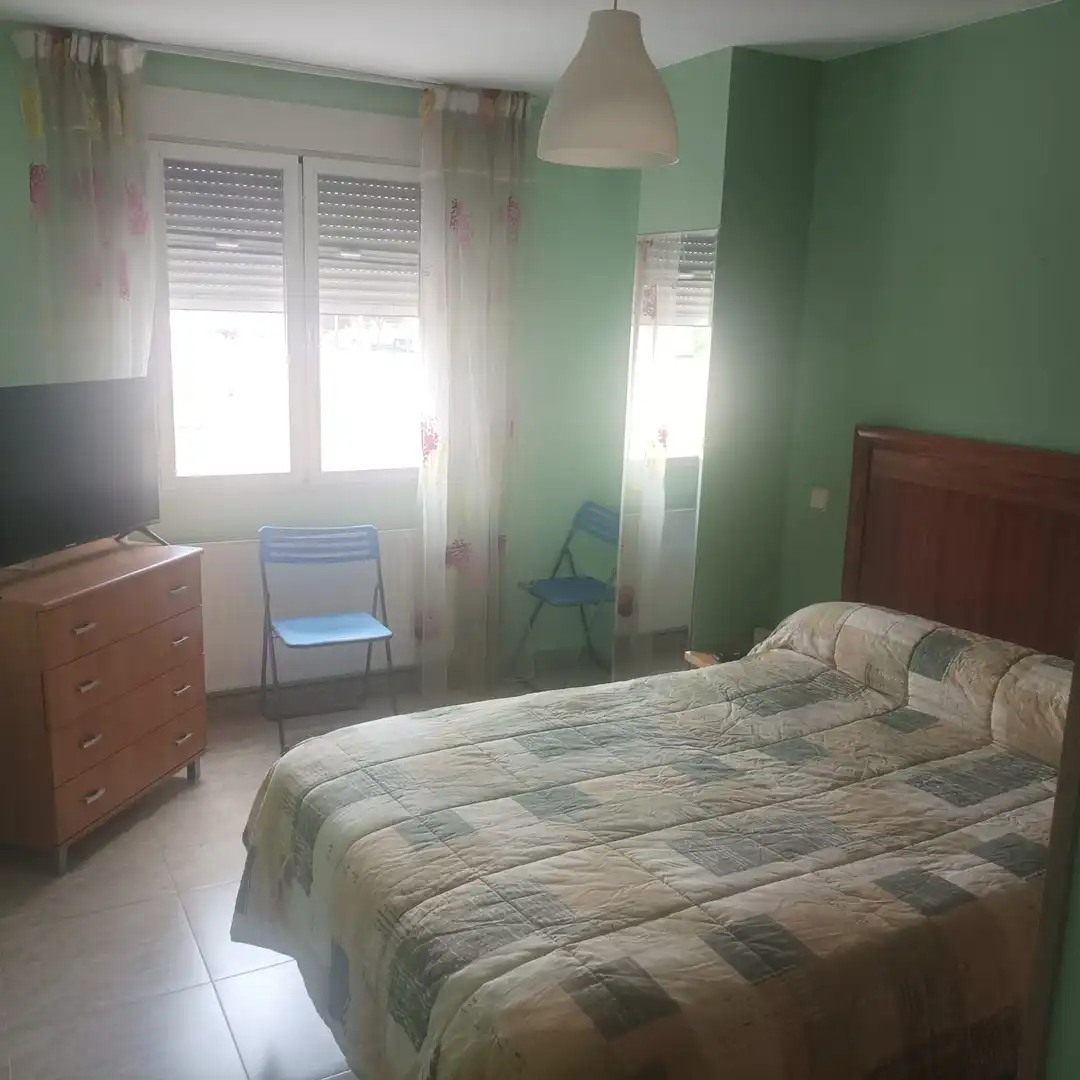 Habitación de Apartamento en venta en Quintanar de la Orden con Aire acondicionado, Calefacción y Parquet