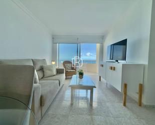 Sala d'estar de Estudi de lloguer en Puerto de la Cruz amb Terrassa, Moblat i Piscina comunitària