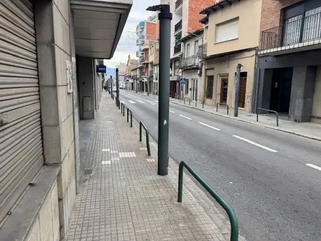 Vista exterior de Casa adosada en venda en Anglès amb Calefacció, Jardí privat i Terrassa