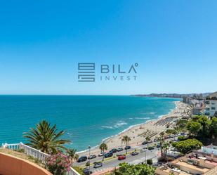 Vista exterior de Pis en venda en Benalmádena amb Aire condicionat, Terrassa i Piscina
