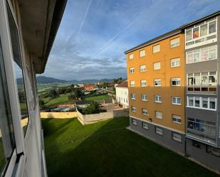 Vista exterior de Apartament en venda en Avilés amb Terrassa i Balcó