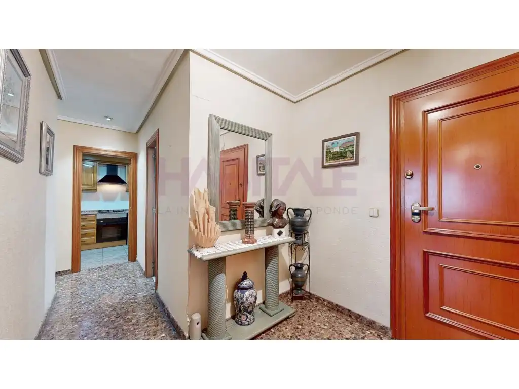 Piso en venta en Quatre Carreres