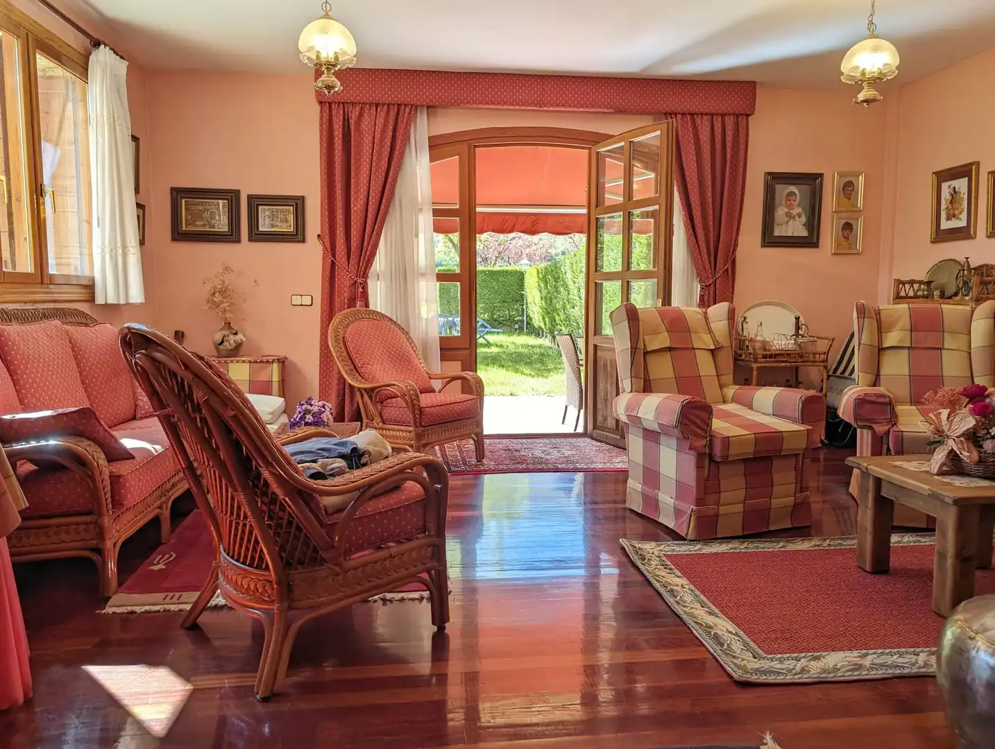 Living room of Houses for sale in Ezcaray  with Heating, Private garden and Terrace