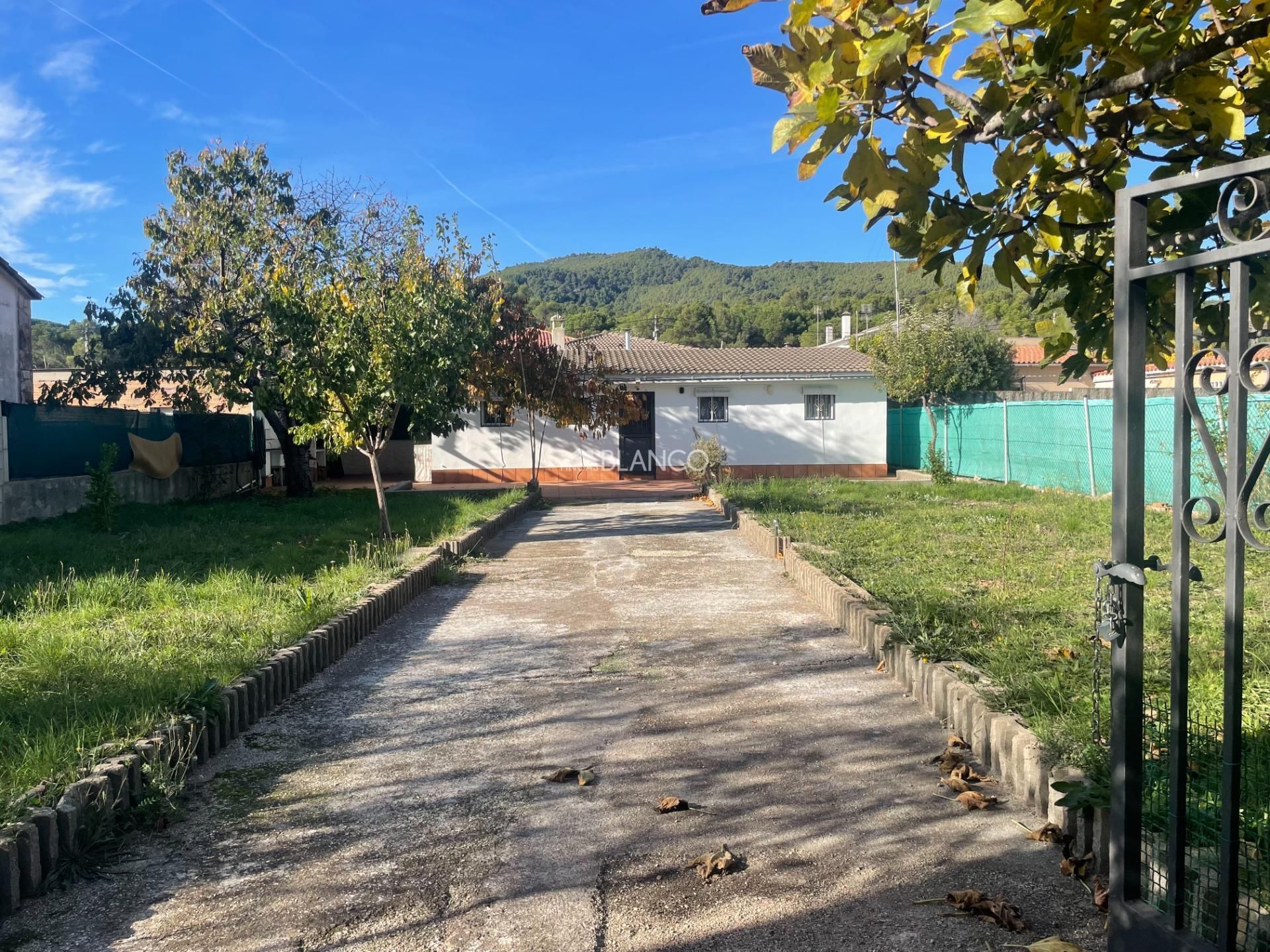 House or chalet for sale in Calle Monterrei Parc, Mediona