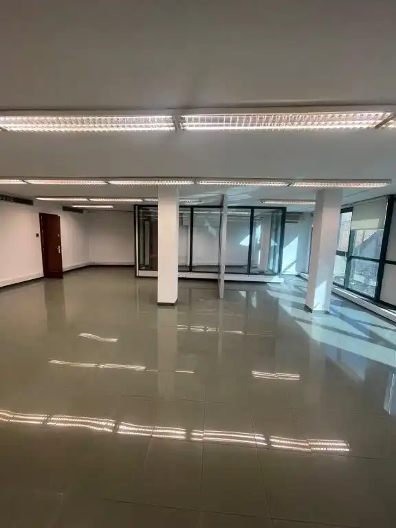 Ufficio con ascensore in affitto a Príncep de Viana - Clot - Xalets Humbert Torres, imagen 7
