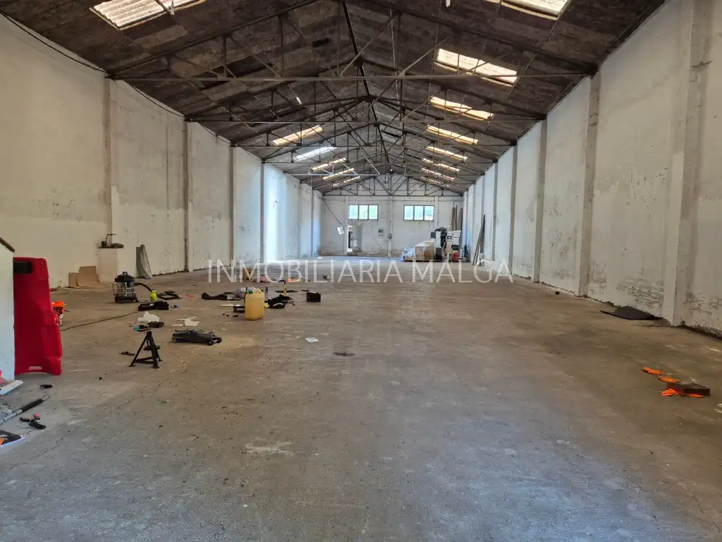 Nau industrial en venda en Colunga