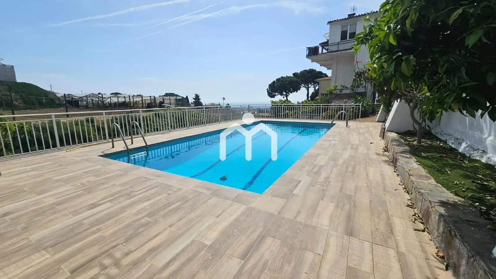 Piscina de Casa o chalet en venta en Cabrils con Calefacción, Parquet y Terraza