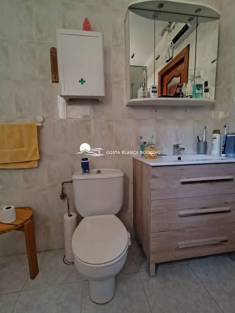 Baño de Casa o chalet en venta en L'Alfàs del Pi con Aire acondicionado, Jardín privado y Terraza