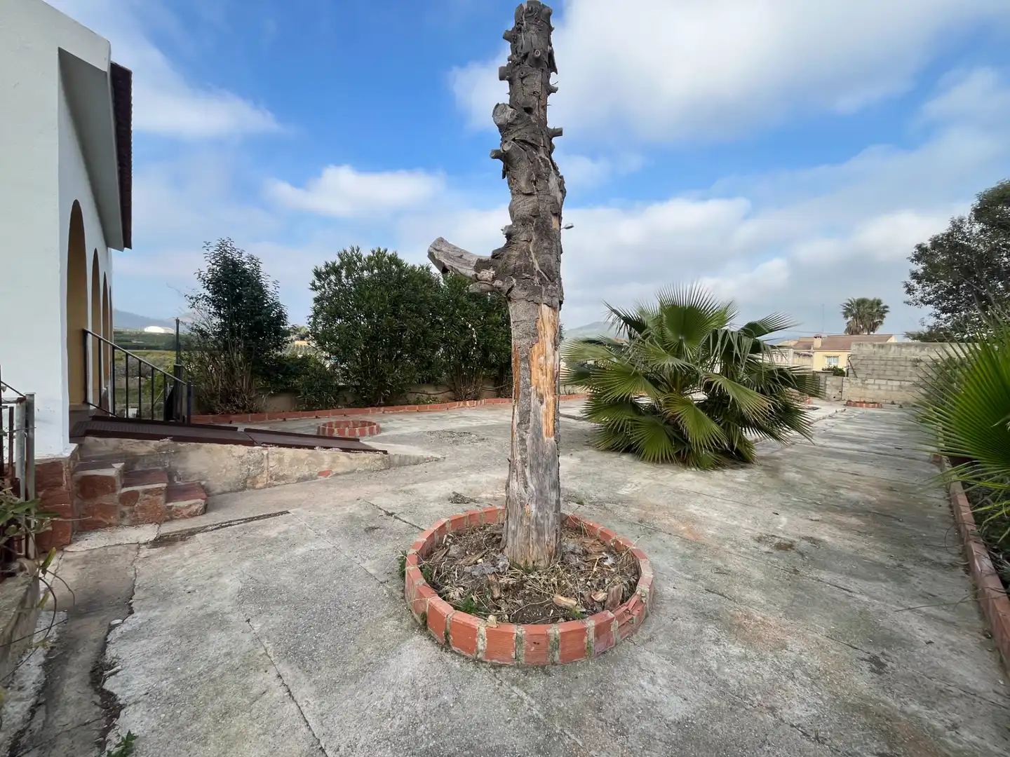 Jardín de Casa o chalet en venta en Sagunto / Sagunt con Jardín privado, Terraza y Trastero