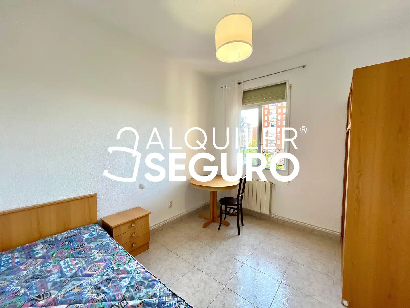 Bedroom of Flat for rent in Madrid  with Heating and Furnished