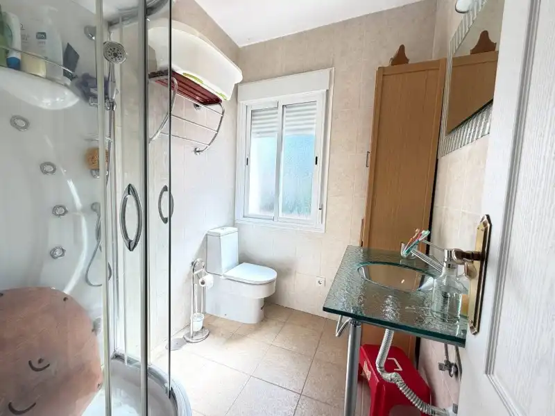 Bathroom of Flat for sale in El Espinar  with Heating