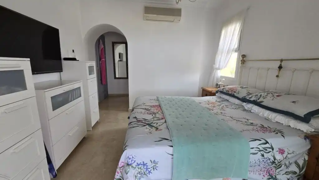 Schlafzimmer von Wohnungen zum Verkauf in Mijas mit Klimaanlage, Terrasse und Schwimmbad