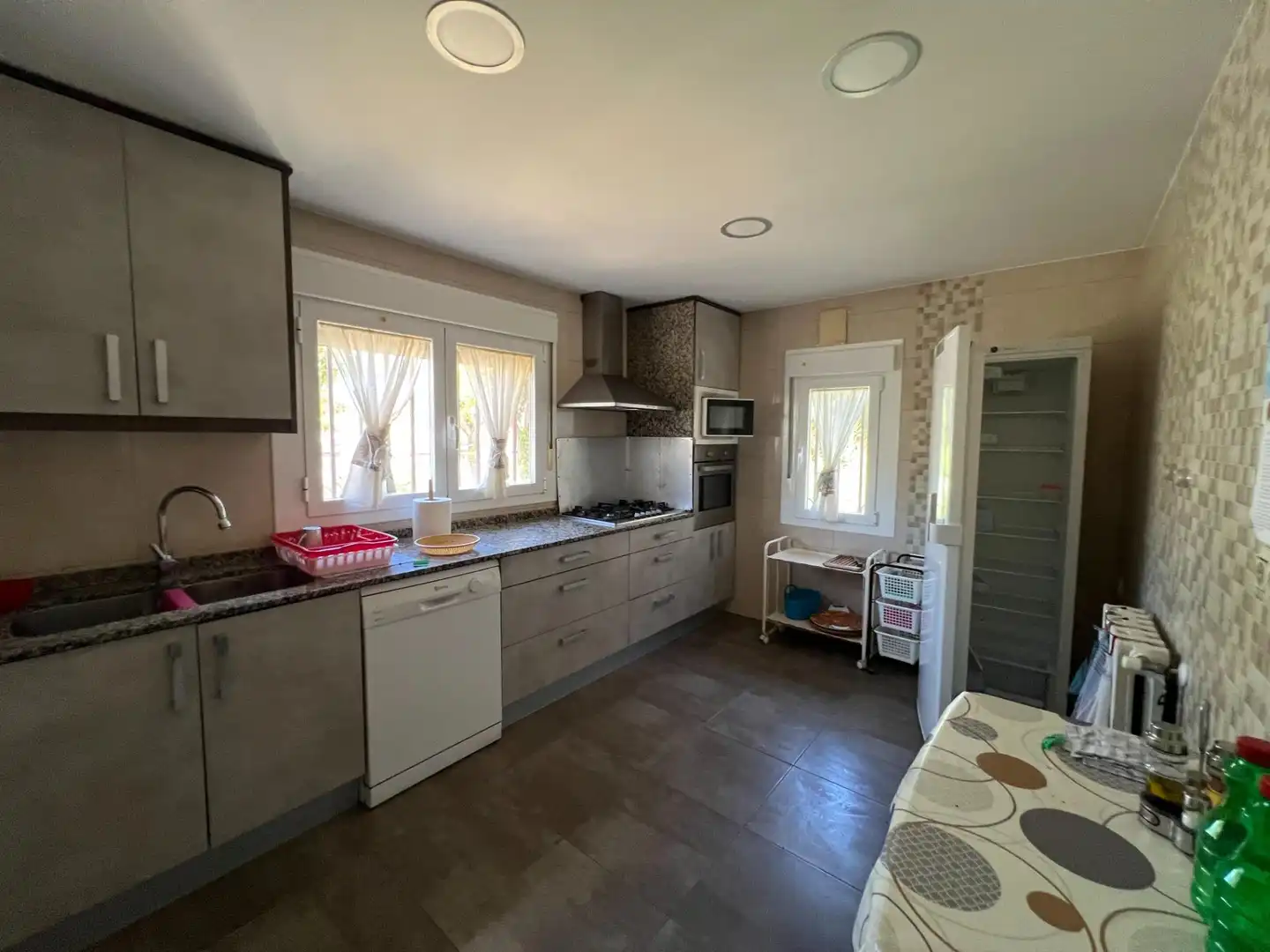 Cocina de Casa o chalet en venta en Zaragoza con Calefacción y Terraza