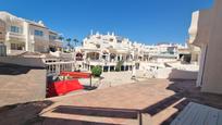 Vista exterior de Apartament en venda en Benalmádena amb Aire condicionat, Terrassa i Balcó