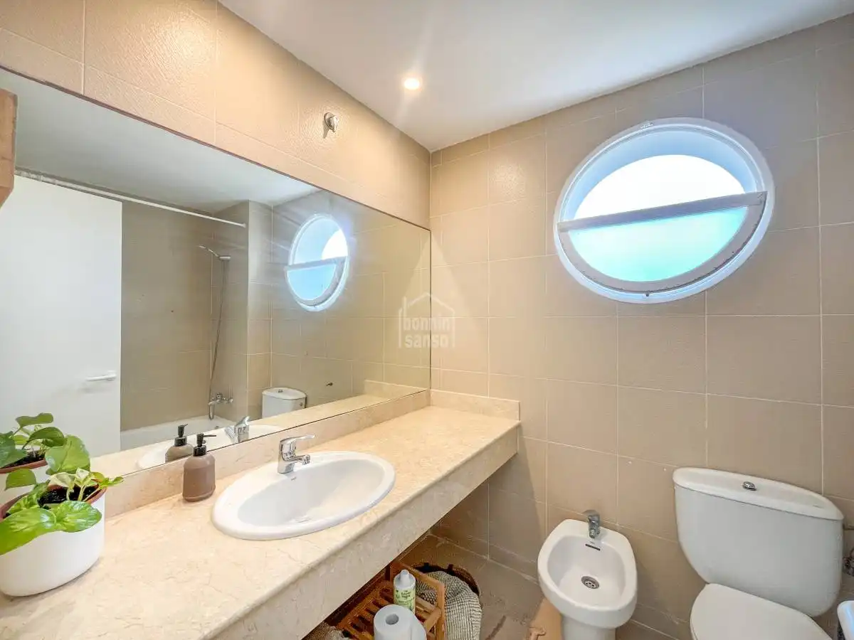 Bany de Apartament en venda en Es Mercadal amb Calefacció, Terrassa i Moblat