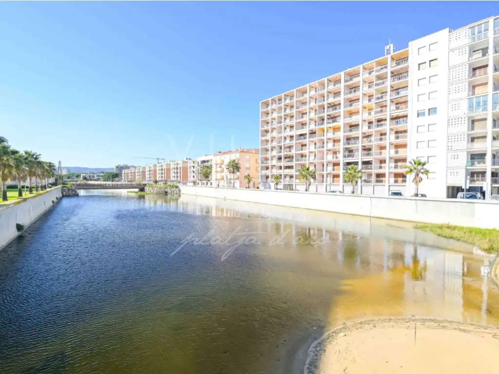 Apartament amb piscina en venda a Calle Juli Garreta 7, imagen 15