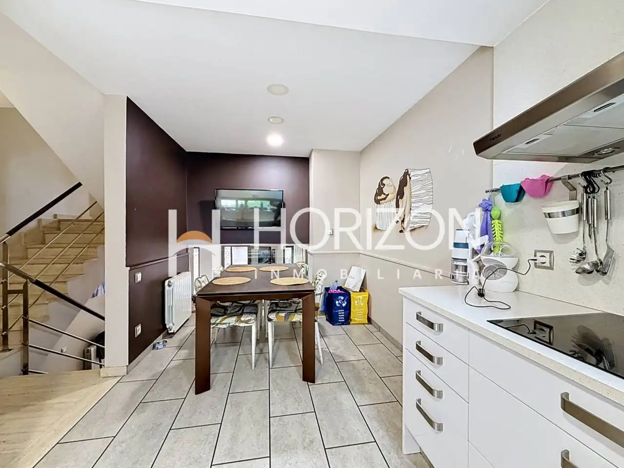 Detached homes for sale in Barcelona  with Air Conditioner, Heating and Private garden