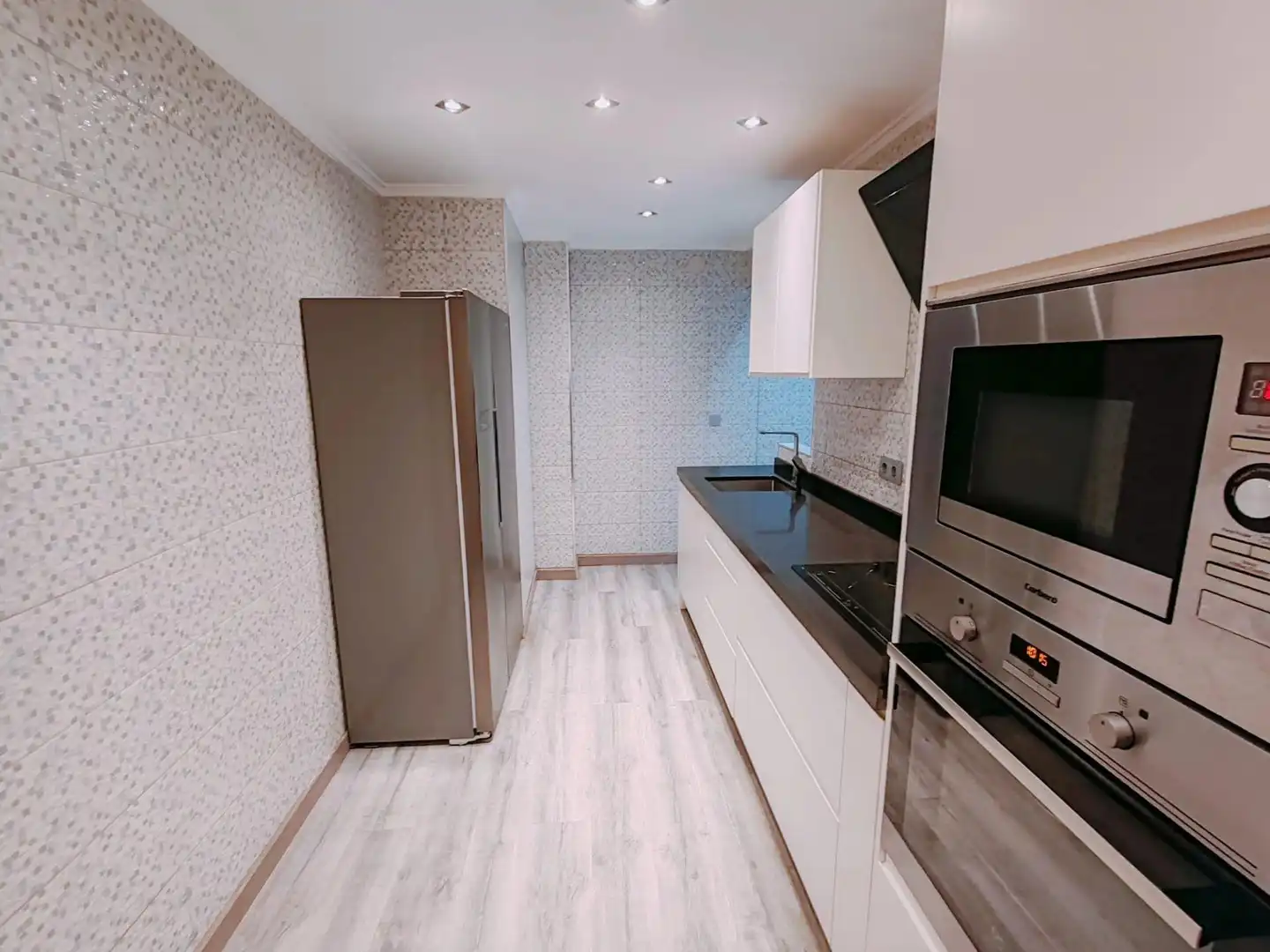 Apartamento con piscina en venta en N/A, imagen 6