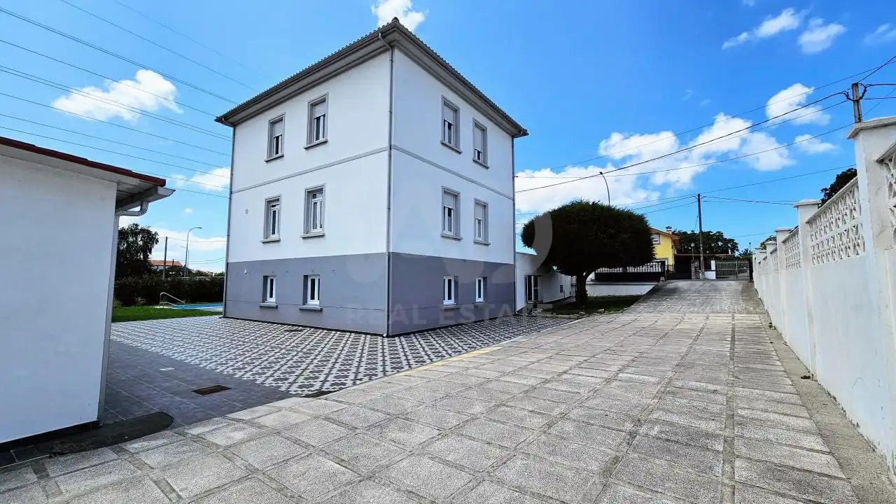 Vista exterior de Casa o chalet en venta en Neda con Calefacción y Piscina