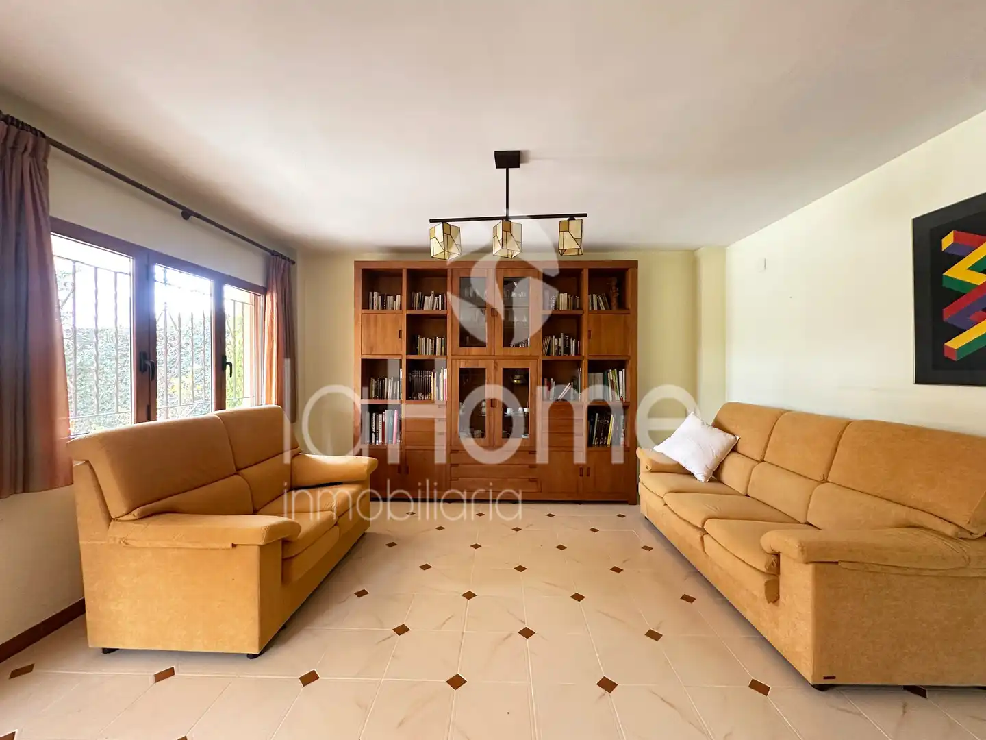 Wohnzimmer von Haus oder Chalet zum Verkauf in Paterna mit Klimaanlage, Heizung und Privatgarten