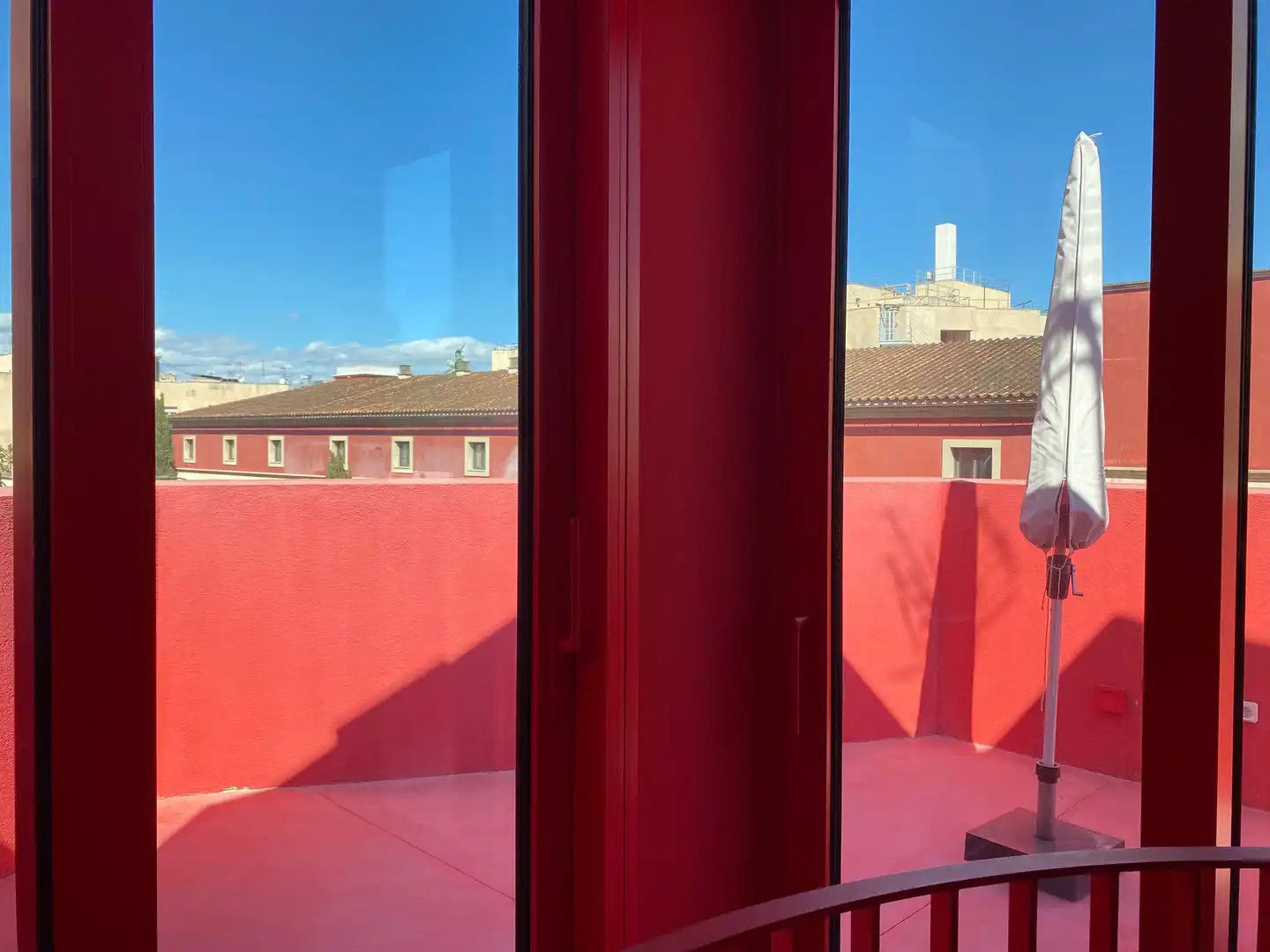 Außenansicht von Maisonette zur Miete in  Palma de Mallorca mit Terrasse und Balkon