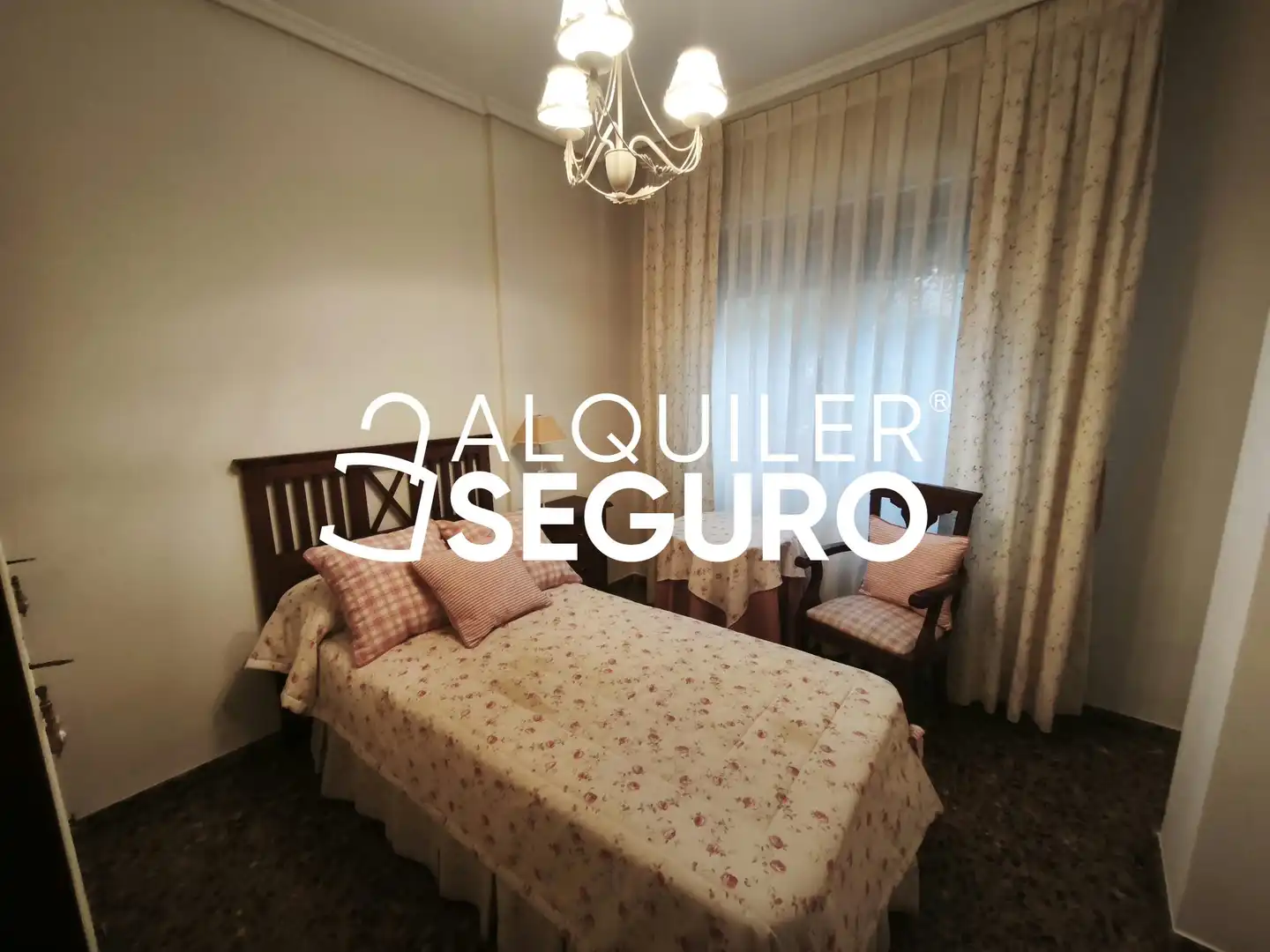 Flat for rent in Zaragoza, Zaragoza
