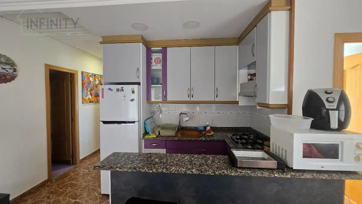 Cocina de Apartamento de alquiler en Piles con Aire acondicionado, Calefacción y Terraza