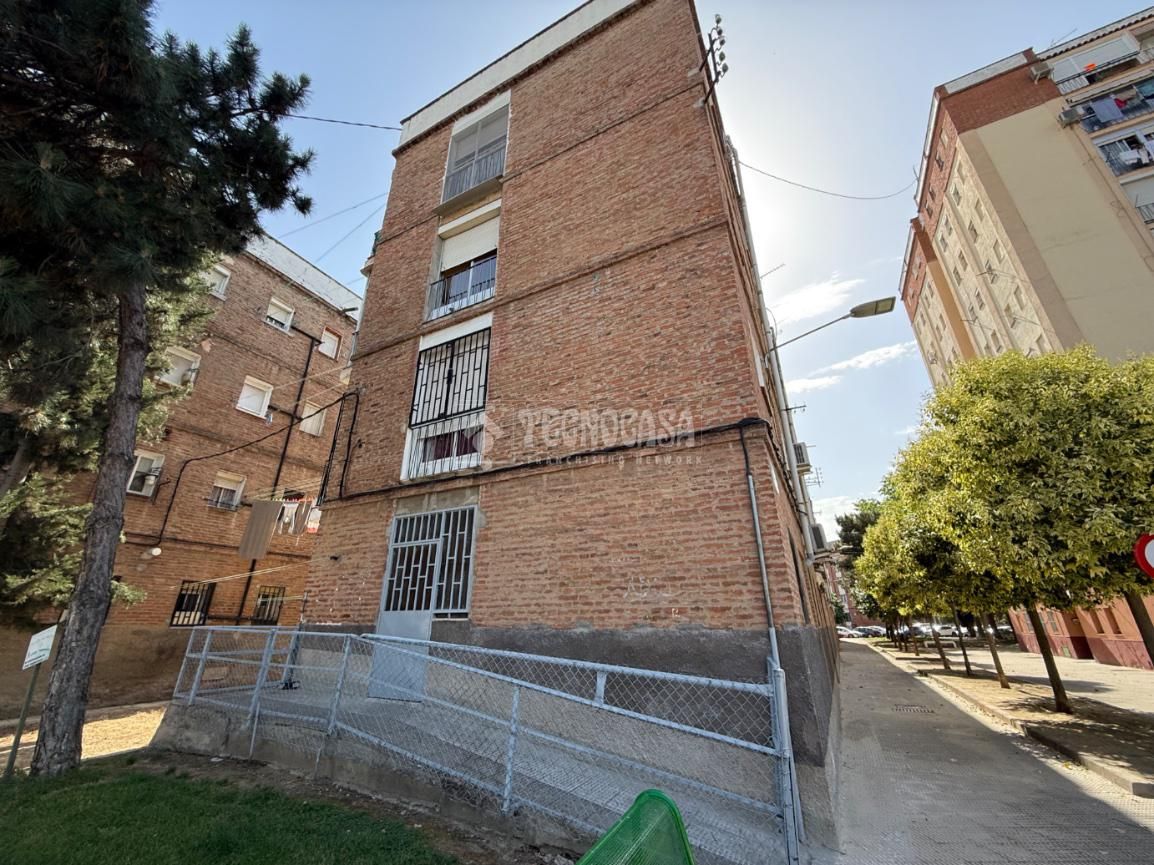 Vista exterior de Piso en venta en Talavera de la Reina con Terraza
