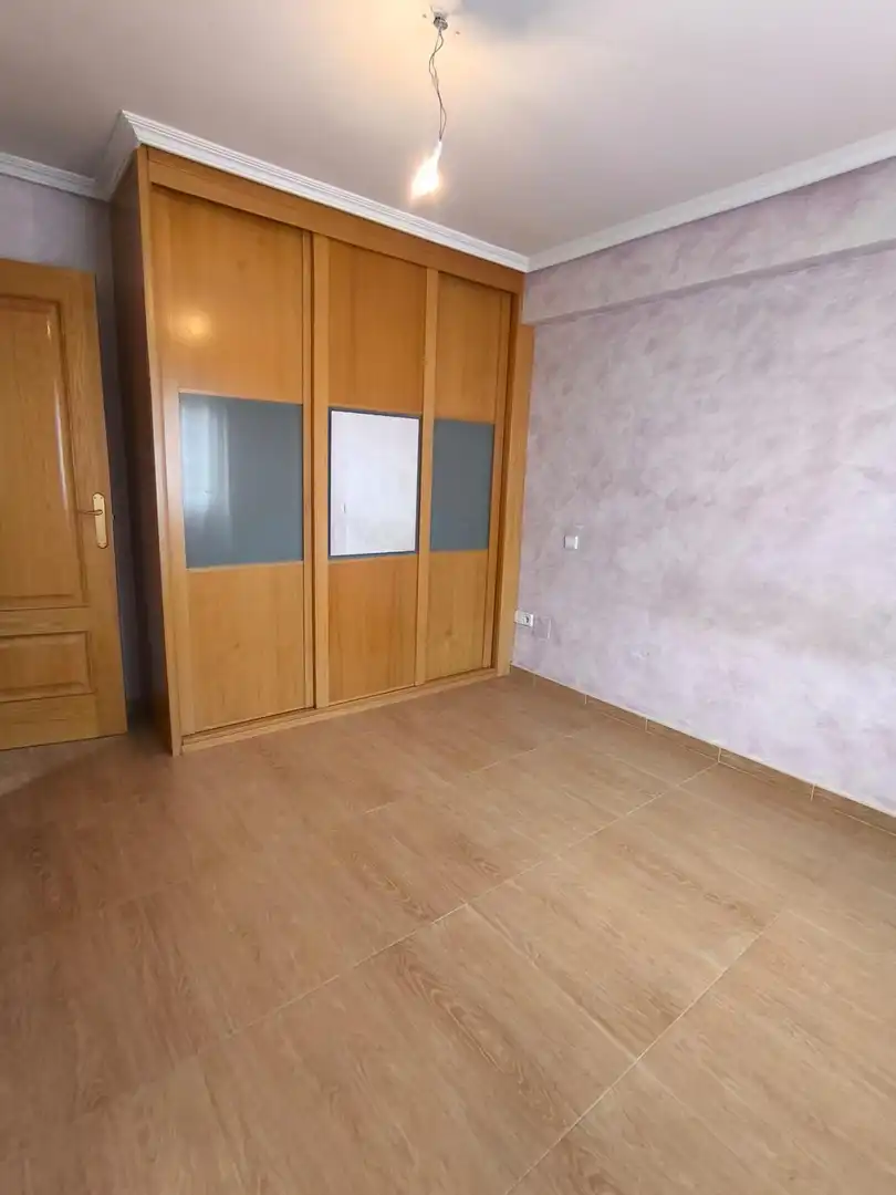 Habitación de Piso en venta en Fuenlabrada con Calefacción y Trastero