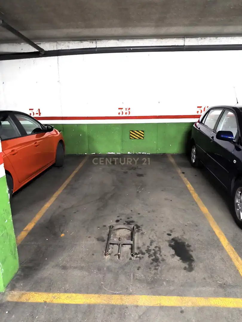 Aparcament de Apartament en venda en Madrid amb Balcó